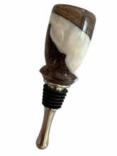 Load image into Gallery viewer, Fusion Wine Stopper - Snow