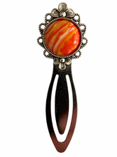 Load image into Gallery viewer, Bookmark (Flower) - Sunshine