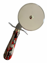 Load image into Gallery viewer, Pizza Cutter - Santo Camo