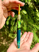Load image into Gallery viewer, Crochet Handle & Hook Set (Extra Long) - Icy Spruce