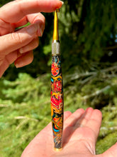 Load image into Gallery viewer, Crochet Handle & Hook Set (Extra Long) - Aloha PINECONE Speciality