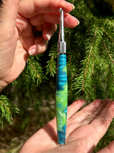 Load image into Gallery viewer, Crochet Handle & Hook Set (Extra Long) - MINTY GREEN / BLUE Curly Maple Speciality