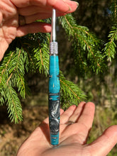 Load image into Gallery viewer, Crochet Handle & Hook Set (Extra Long) - BLUE / GRAY Curly Maple Speciality