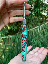 Load image into Gallery viewer, Crochet Handle & Hook Set (Extra Long) - Crimson Mint