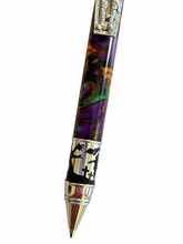 Load image into Gallery viewer, Halloween Pen - Haunted Glow