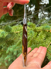 Load image into Gallery viewer, Crochet Handle & Hook Set (Extra Long) - Precious Metals