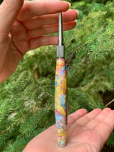 Load image into Gallery viewer, Crochet Handle & Hook Set (Extra Long) - Macaron