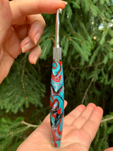 Load image into Gallery viewer, Crochet Handle & Hook Set (Extra Long) - Fire & Ice