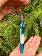 Load image into Gallery viewer, Crochet Handle & Hook Set (Extra Long) - Teal, Black & White