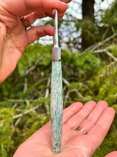 Load image into Gallery viewer, Crochet Handle & Hook Set (Extra Long) - Abalone (OLIVE)