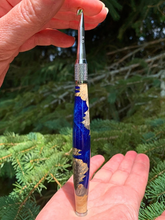 Load image into Gallery viewer, Crochet Handle & Hook Set (Extra Long) - Royalty