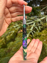 Load image into Gallery viewer, Crochet Handle & Hook Set (Extra Long) - Galapagos Green Mosaic Explosion