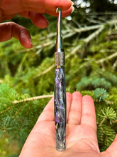 Load image into Gallery viewer, Crochet Handle & Hook Set - Abalone Slender (Short for pencil grippers)