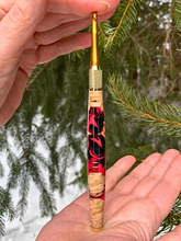 Load image into Gallery viewer, Crochet Handle & Hook Set (Extra Long) - Hot Pink Fusion Wood / Resin