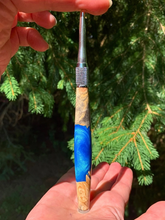 Load image into Gallery viewer, Crochet Handle & Hook Set (Extra Long) - Aqua Divine