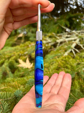 Load image into Gallery viewer, Crochet Handle & Hook Set (Extra Long) - Aqua Wave