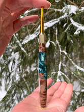 Load image into Gallery viewer, Crochet Handle & Hook Set (Extra Long) - Frozen Woodland