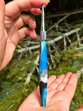 Load image into Gallery viewer, Crochet Handle & Hook Set (Extra Long) - Icy Agate