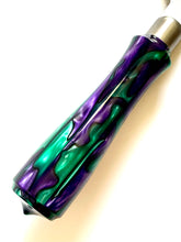 Load image into Gallery viewer, Pizza / BBQ Spatula - Purple Dragon