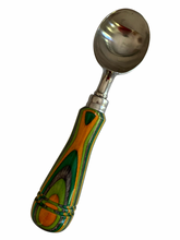 Load image into Gallery viewer, Ice Cream Scoop - Macaw
