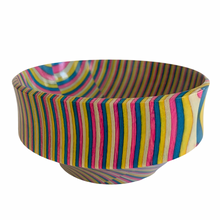 Load image into Gallery viewer, Spring Flowers Segmented Bowl