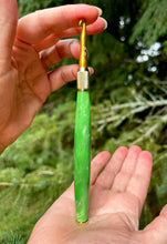 Load image into Gallery viewer, Crochet Handle &amp; Hook Set (Extra Long) - Roswell (GLOW IN THE DARK)
