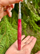 Load image into Gallery viewer, Crochet Handle &amp; Hook Set (Extra Long) - Pinkleberry
