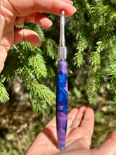 Load image into Gallery viewer, Crochet Handle &amp; Hook Set (Extra Long) - BLUEBERRY GRAPE Curly Maple Speciality
