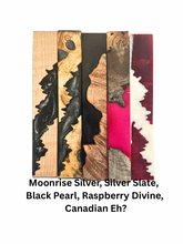 Load image into Gallery viewer, Assorted Fusion Wood / Resin Pieces for Crochet Sets
