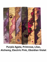 Load image into Gallery viewer, Assorted Fusion Wood / Resin Pieces for Crochet Sets
