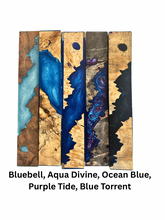 Load image into Gallery viewer, Assorted Fusion Wood / Resin Pieces for Crochet Sets

