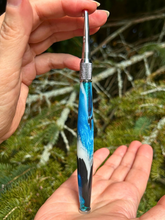 Load image into Gallery viewer, Crochet Handle &amp; Hook Set (Extra Long) - Icy Agate

