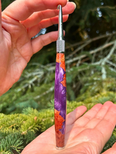 Load image into Gallery viewer, Crochet Handle &amp; Hook Set (Extra Long) - Purple Aster
