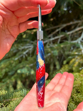 Load image into Gallery viewer, Crochet Handle &amp; Hook Set (Extra Long) - Flower and Feather Speciality Piece “Americana”
