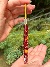 Load image into Gallery viewer, Crochet Handle &amp; Hook Set (Extra Long) - Sea of Flames

