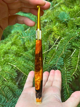 Load image into Gallery viewer, Crochet Handle &amp; Hook Set (Extra Long) - Pumpkin Spice
