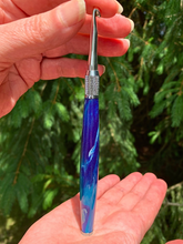 Load image into Gallery viewer, Crochet Handle &amp; Hook Set (Extra Long) - Island Waters
