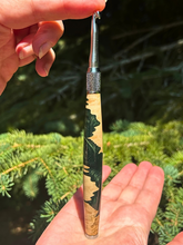 Load image into Gallery viewer, Crochet Handle &amp; Hook Set (Extra Long) - Jungle Fever

