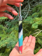 Load image into Gallery viewer, Crochet Handle &amp; Hook Set (Extra Long) - Terra Bloom
