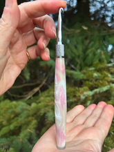 Load image into Gallery viewer, Crochet Handle &amp; Hook Set (Extra Long) - Pearly Pink Opal
