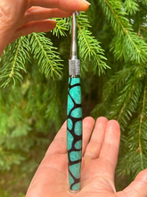 Load image into Gallery viewer, Crochet Handle &amp; Hook Set (Extra Long) - Magic Mint GLOW IN THE DARK
