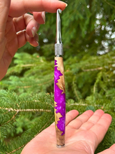 Load image into Gallery viewer, Crochet Handle &amp; Hook Set (Extra Long) - Electric Purple
