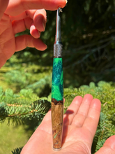 Load image into Gallery viewer, Crochet Handle &amp; Hook Set (Extra Long) - Oak Burl Speciality - Scottish Hills
