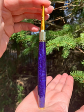 Load image into Gallery viewer, Crochet Handle &amp; Hook Set (Extra Long) - Cosmic Raven
