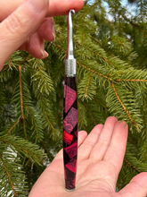 Load image into Gallery viewer, Crochet Handle &amp; Hook Set (Extra Long) - Crimson Magma Mosaic Exposion
