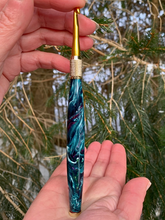 Load image into Gallery viewer, Crochet Handle &amp; Hook Set (Extra Long) - Desert Bloom
