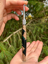 Load image into Gallery viewer, Crochet Handle &amp; Hook Set (Extra Long) - Dark Fern
