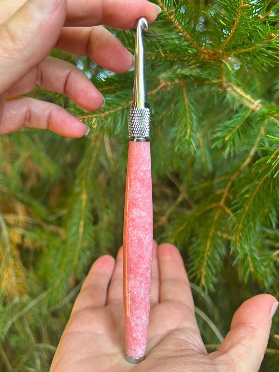 Crochet Handle & Hook Set (Extra Long) - Pink Lady