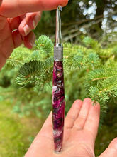 Load image into Gallery viewer, Crochet Handle &amp; Hook Set (Extra Long) - Bronze Berry Slush
