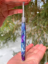 Load image into Gallery viewer, Crochet Handle &amp; Hook Set (Extra Long) - Delphinium
